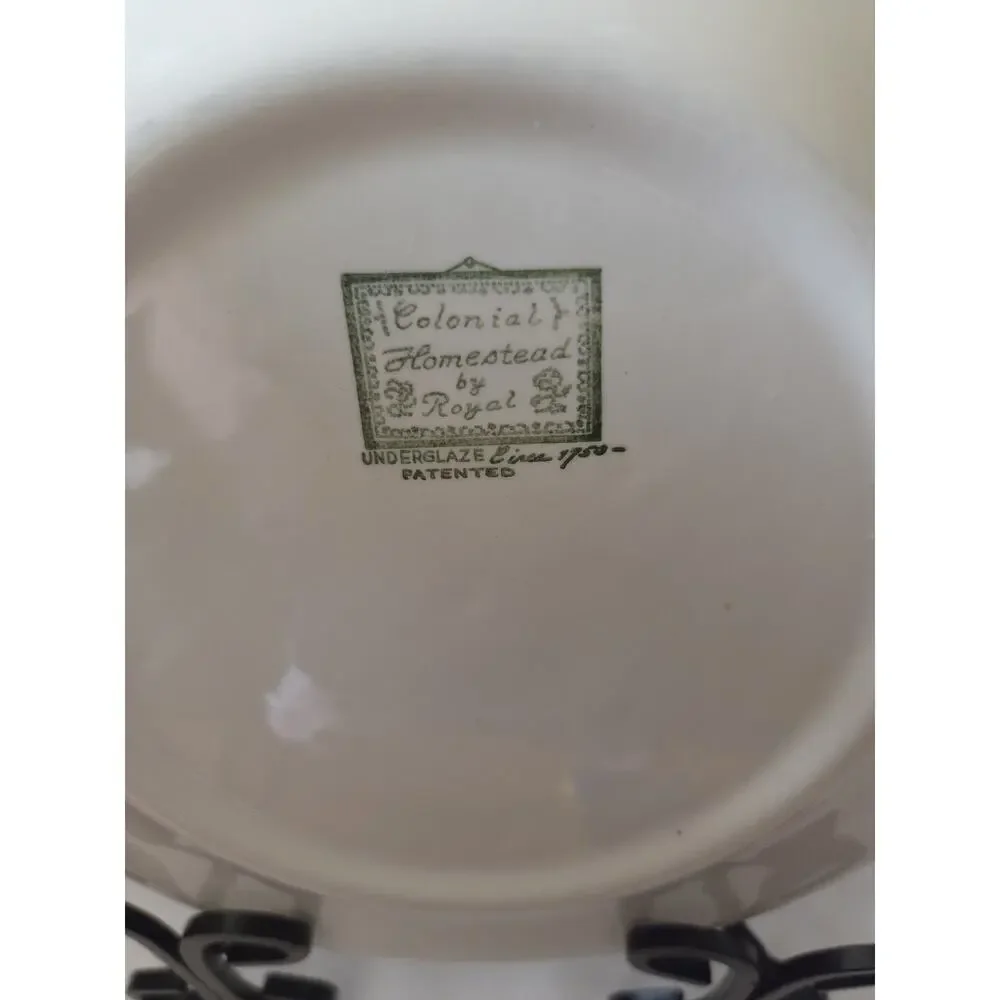4 Colonial Homestead Royal Green Home Scene Dinner Plates Set Vintage 9 7/8